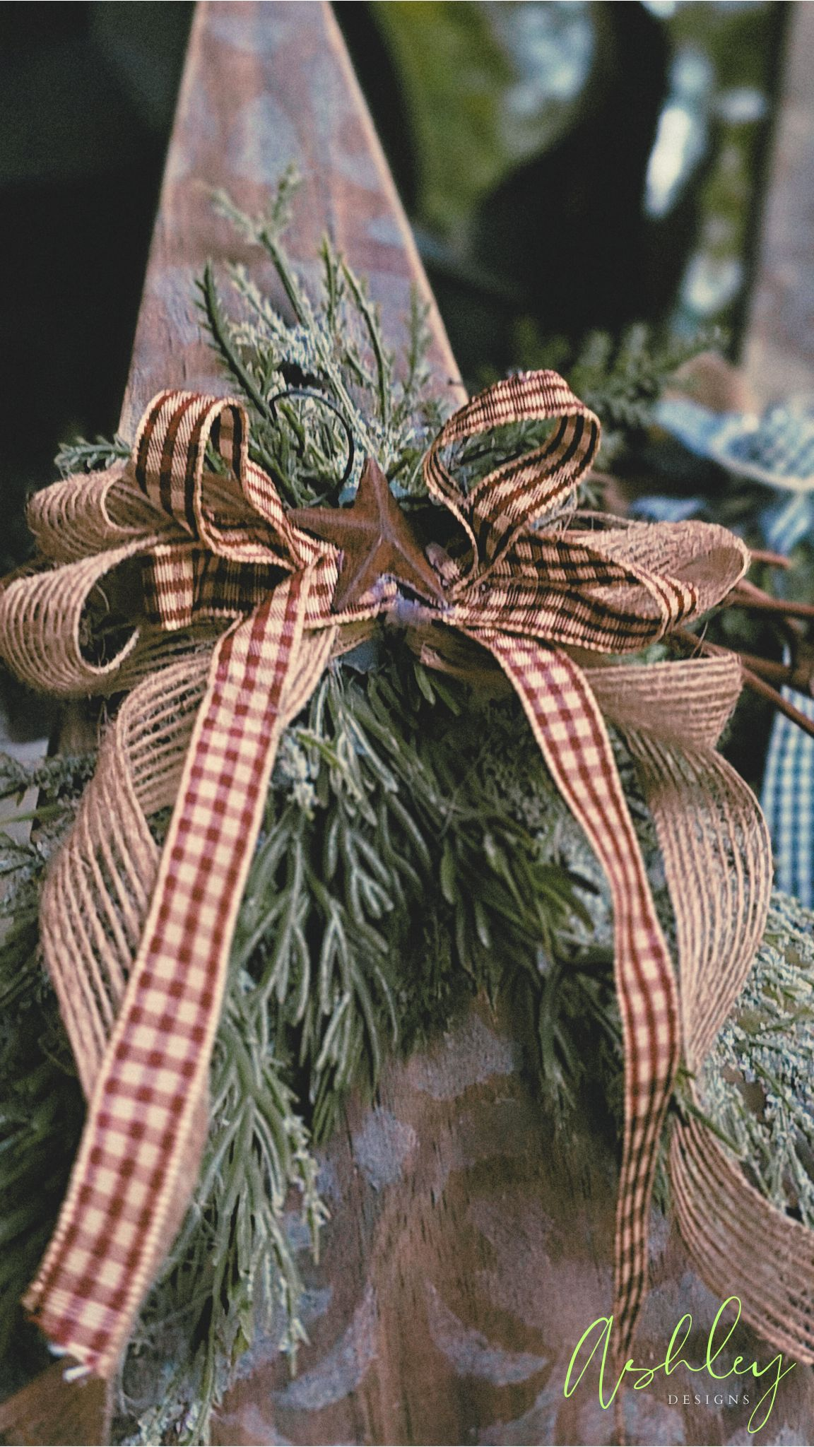 Vintage-Style Wooden Christmas Trees - Image 26