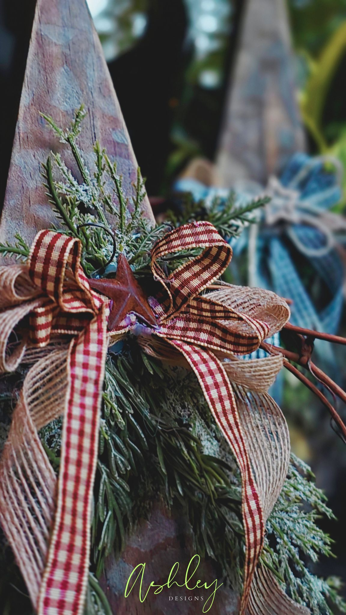 Vintage-Style Wooden Christmas Trees - Image 20