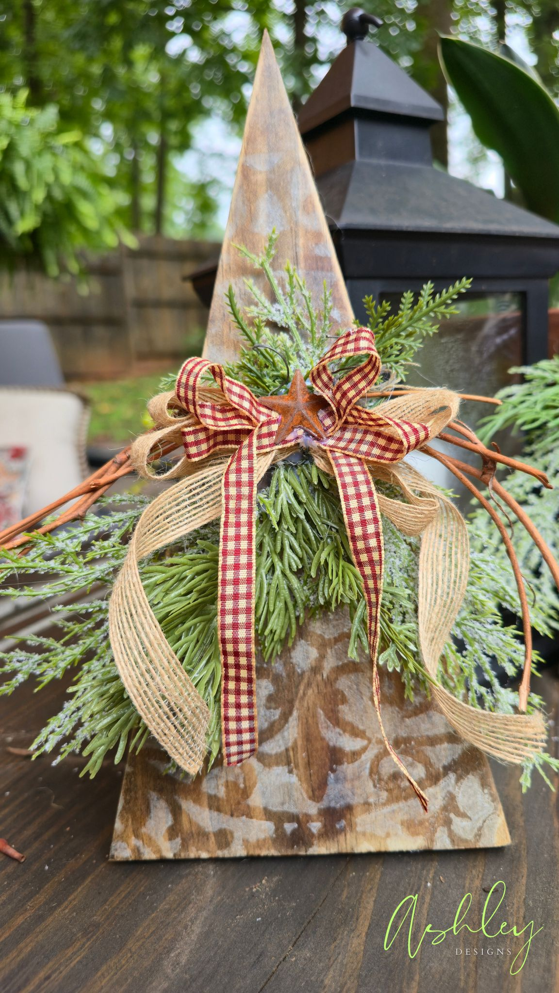 Vintage-Style Wooden Christmas Trees - Image 16