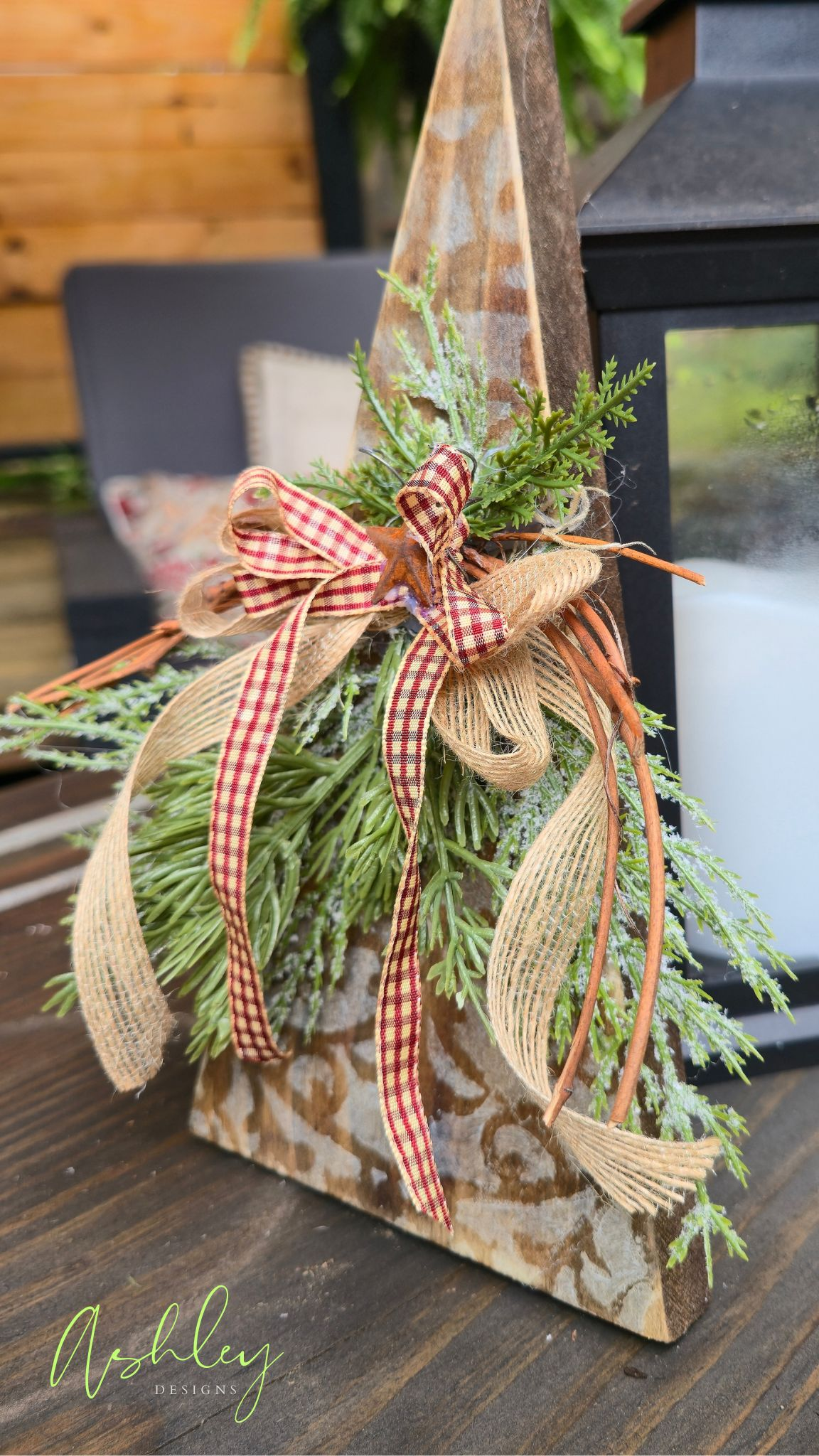 Vintage-Style Wooden Christmas Trees - Image 4