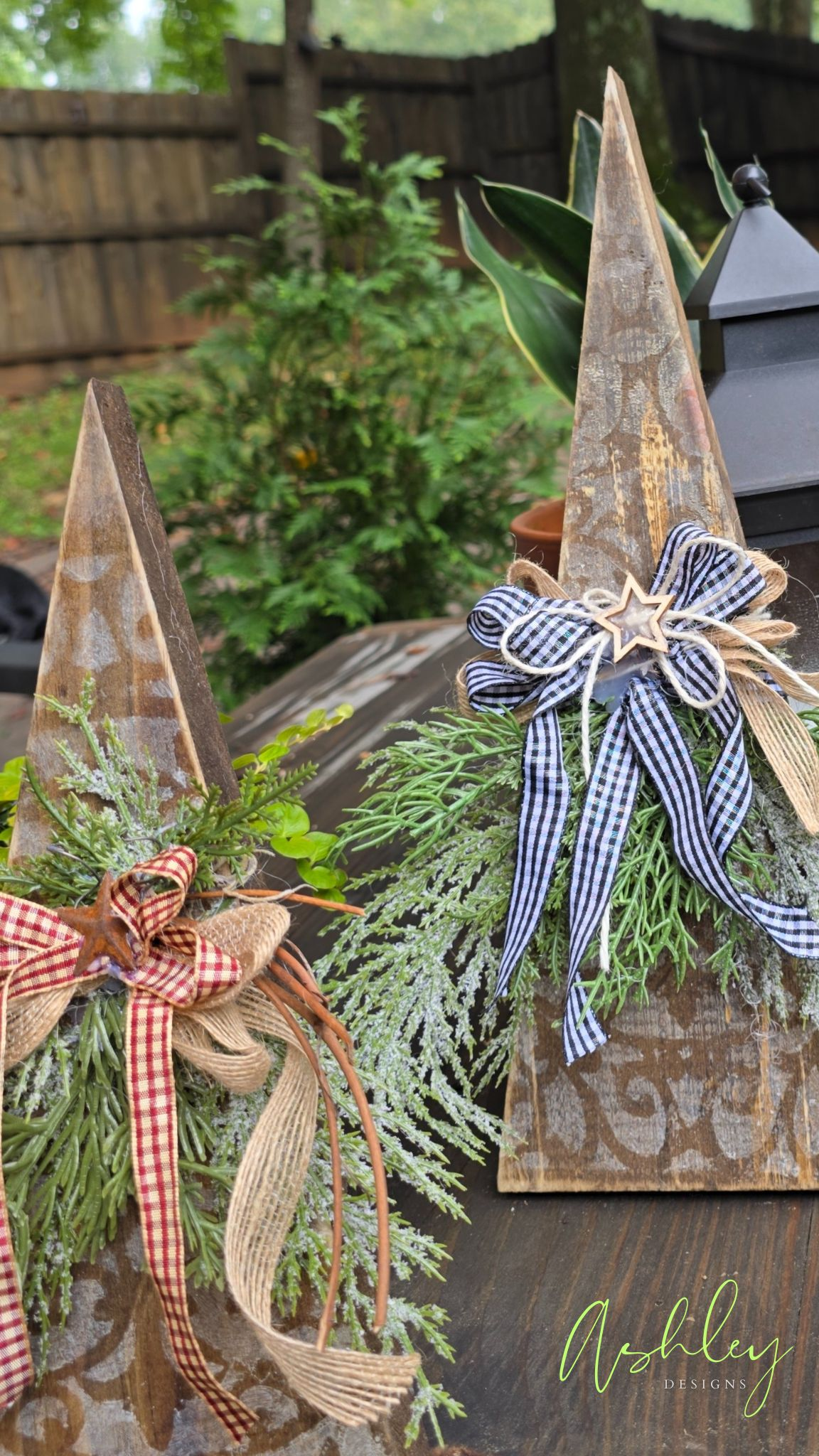 Vintage-Style Wooden Christmas Trees - Image 7