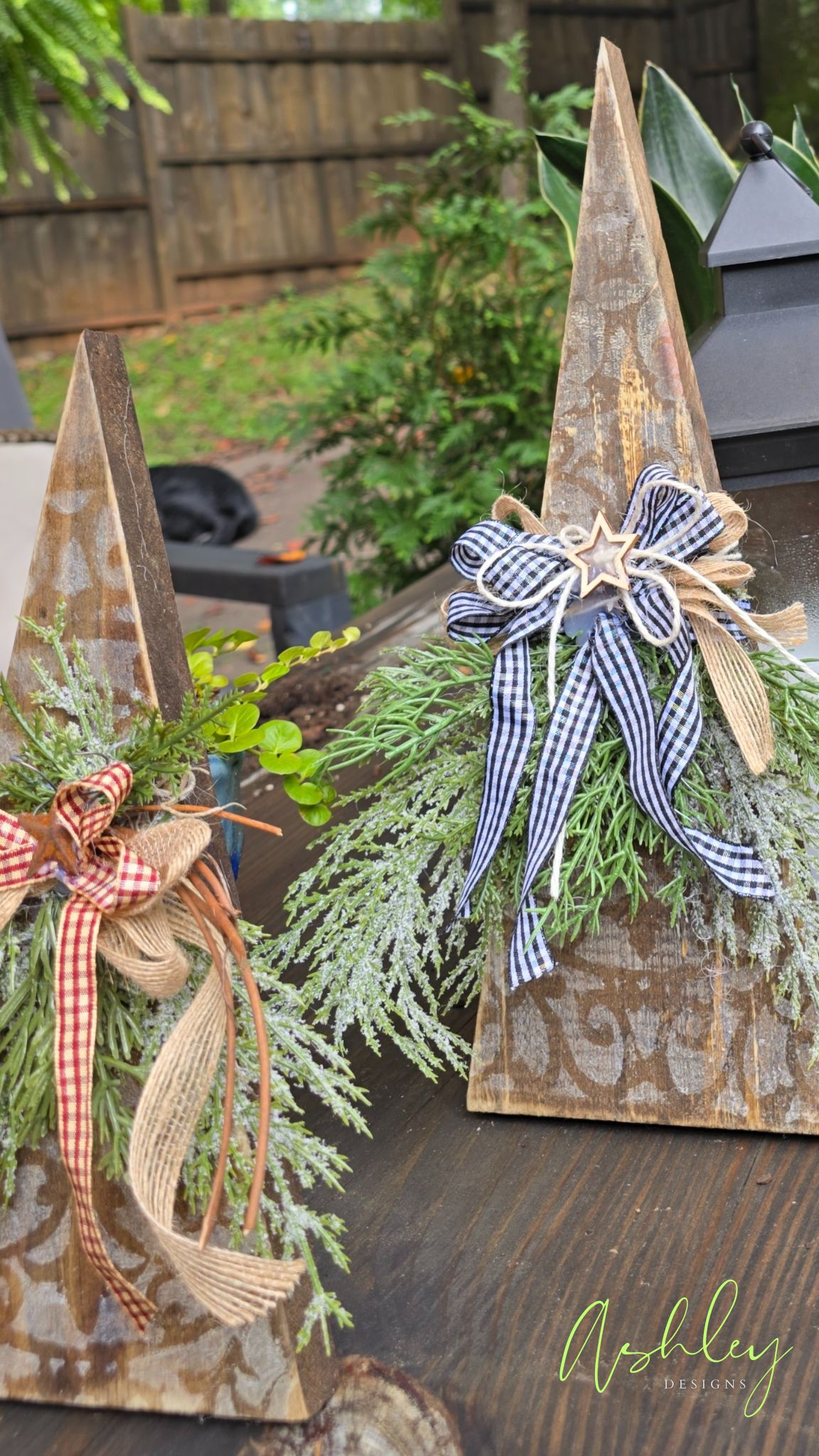 Vintage-Style Wooden Christmas Trees