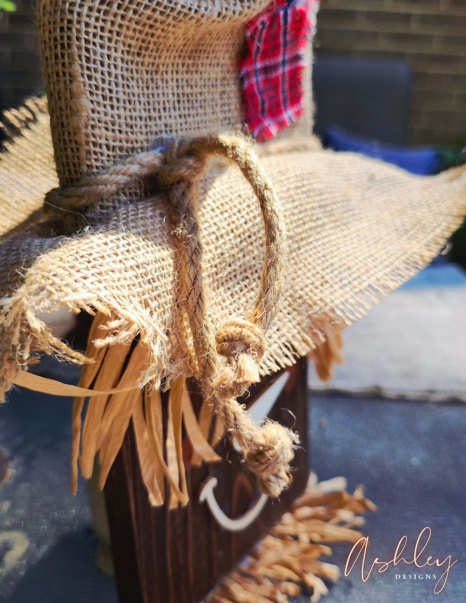 Rustic Scarecrow Shelf Decor - Image 5