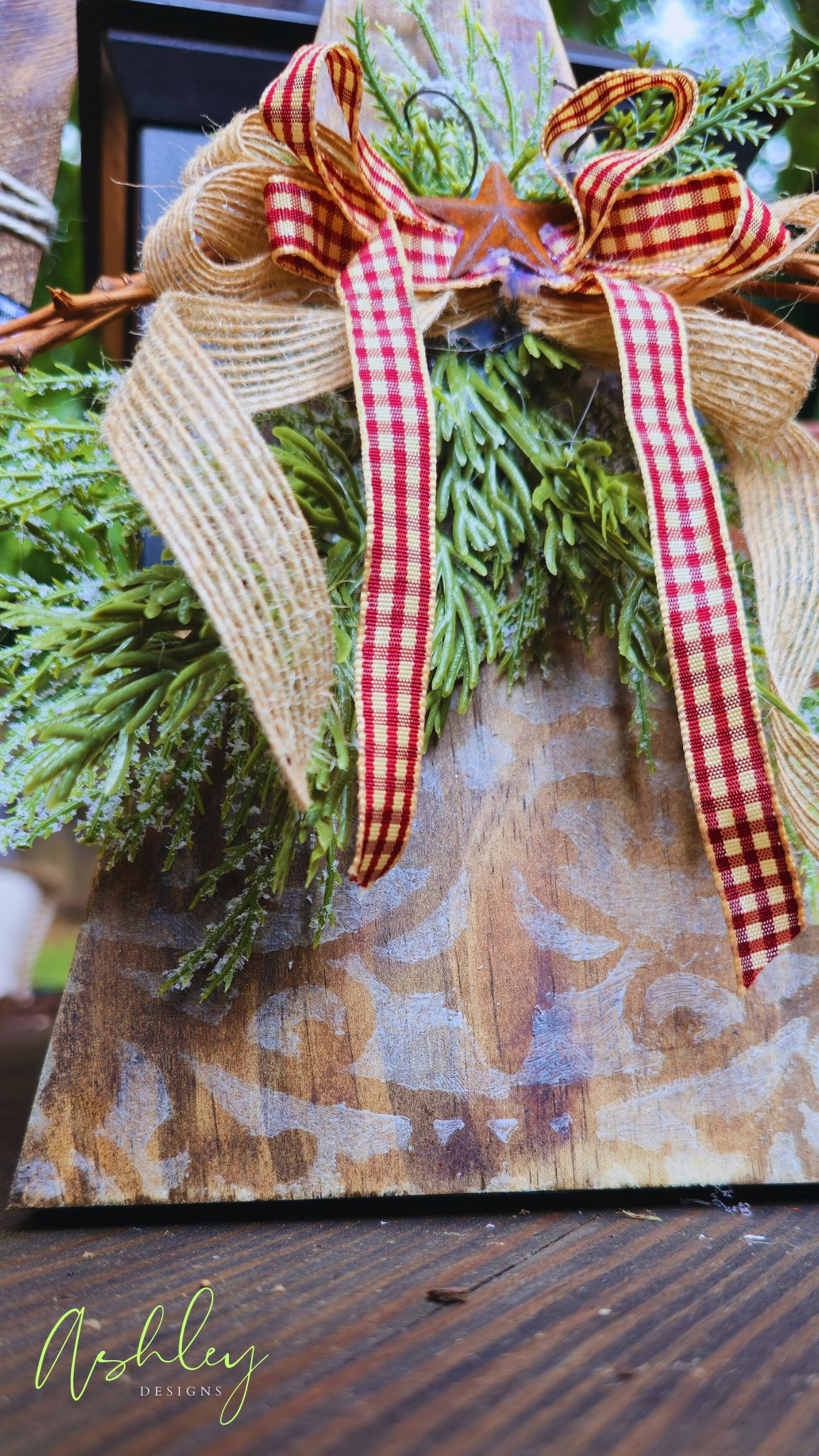 Vintage-Style Wooden Christmas Trees - Image 6