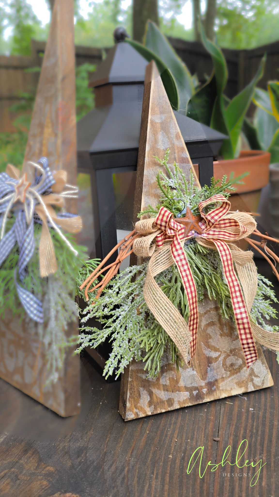 Vintage-Style Wooden Christmas Trees - Image 30