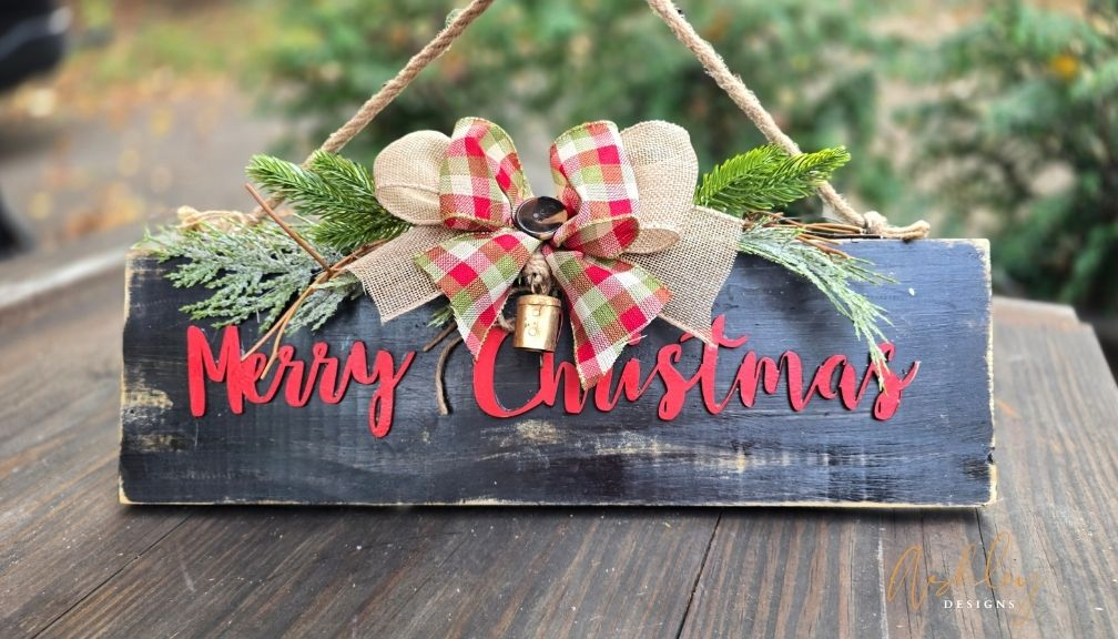 Farmhouse Style Merry Christmas Door Hanger