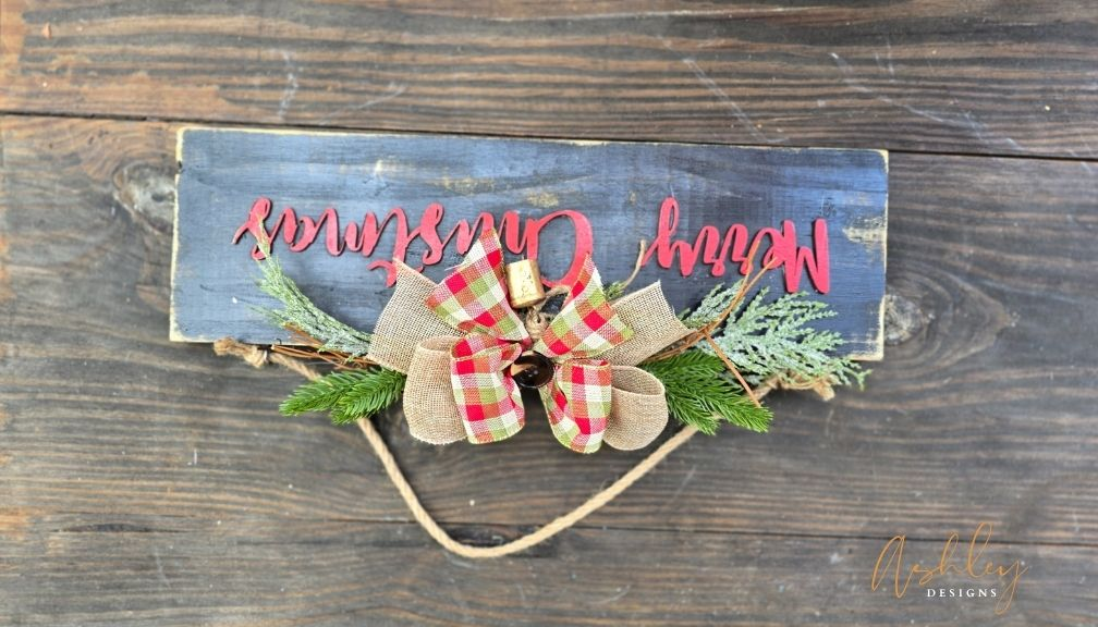 Farmhouse Style Merry Christmas Door Hanger - Image 8