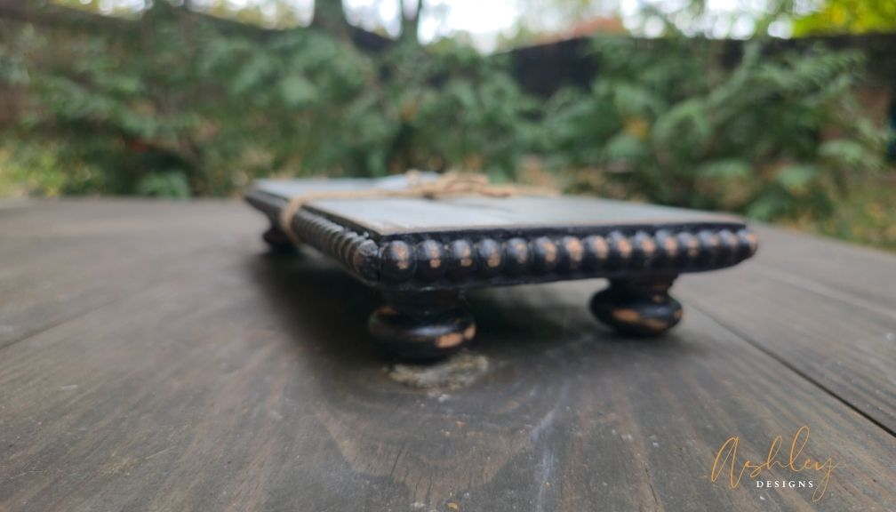 Farmhouse Beaded Wood Riser (Small) - Image 5