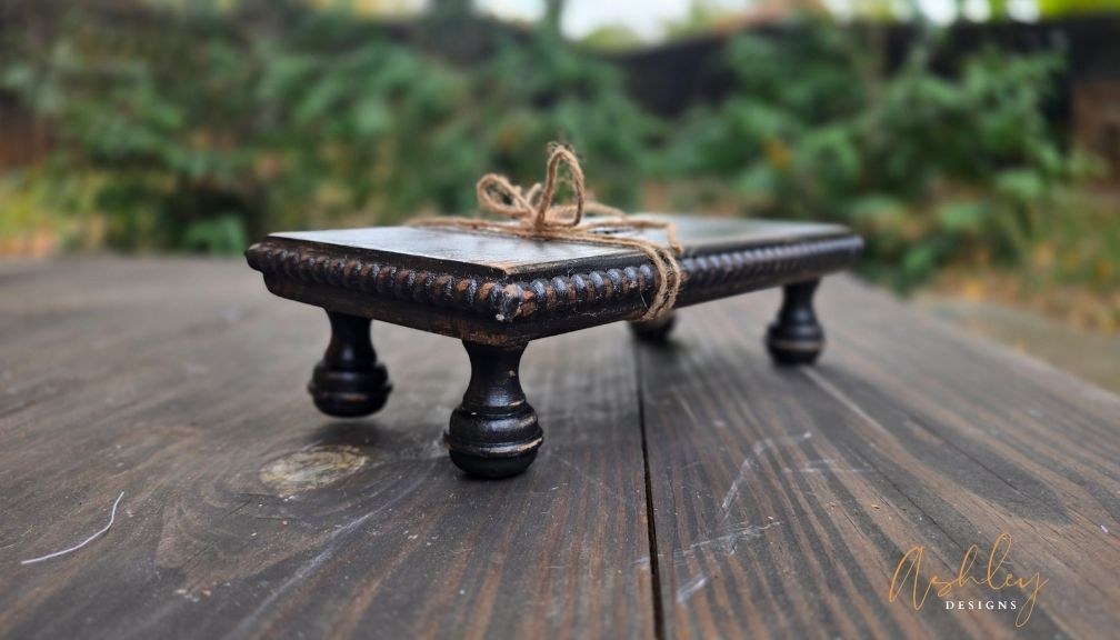 Farmhouse Beaded Wood Riser - Image 4