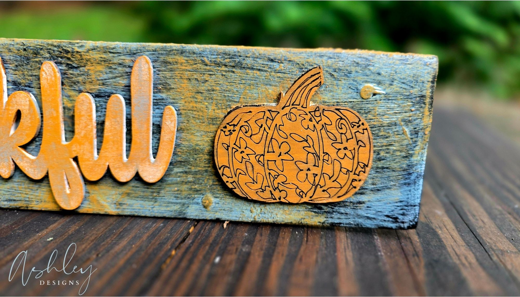Thankful - Distressed - Image 4