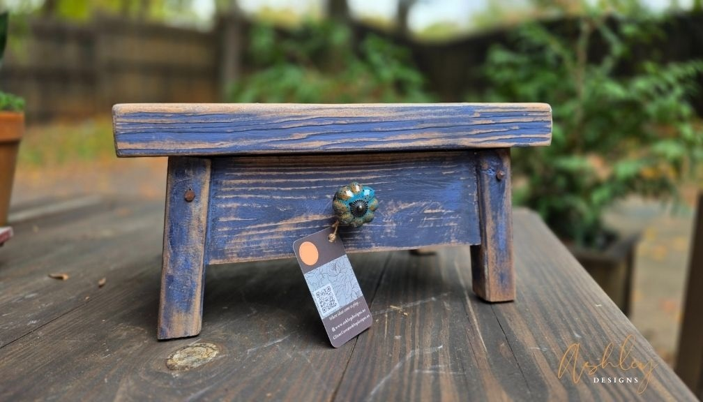 Chubby Stool - Rustic Blue