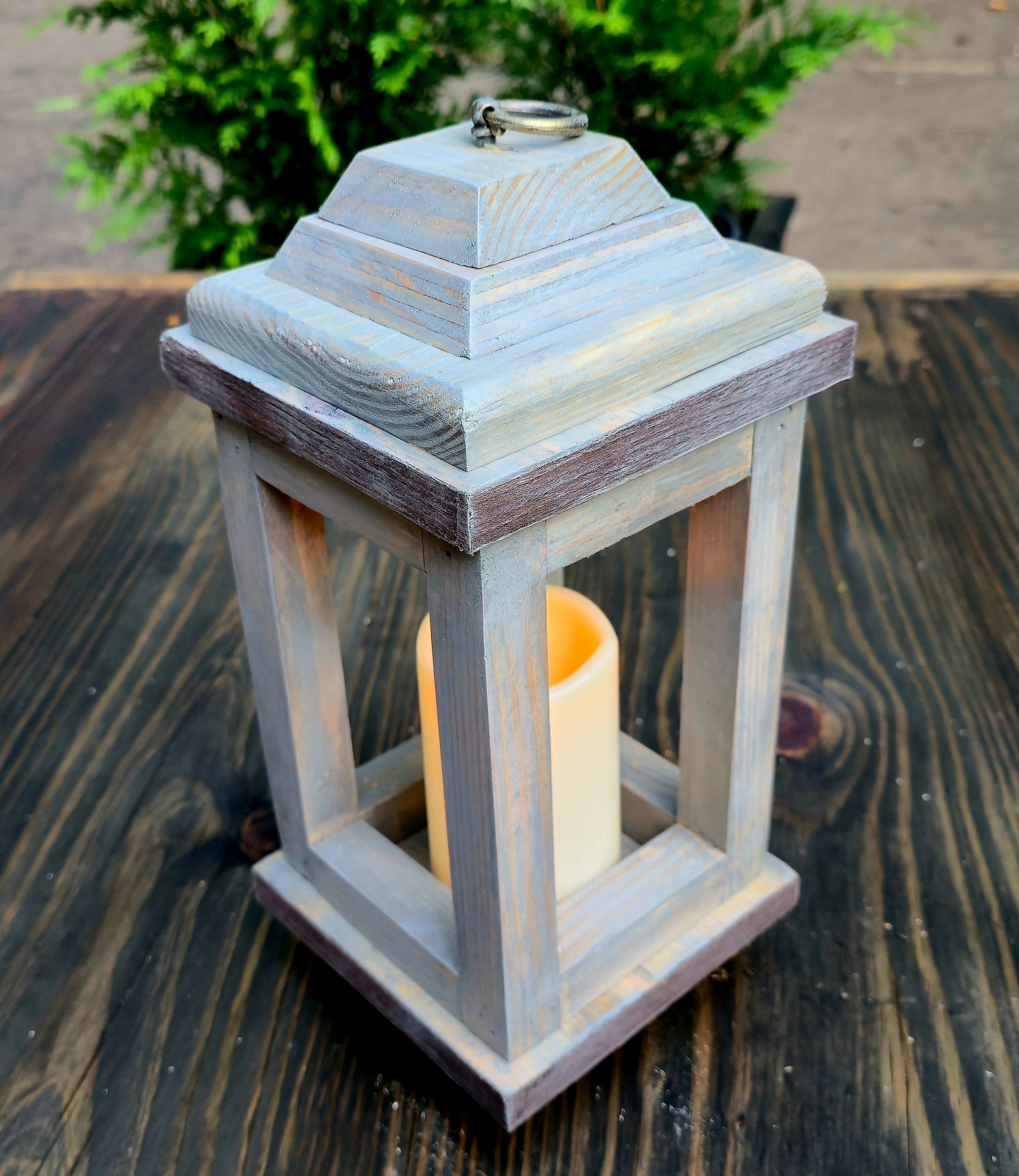 The Coastal Mist Lantern