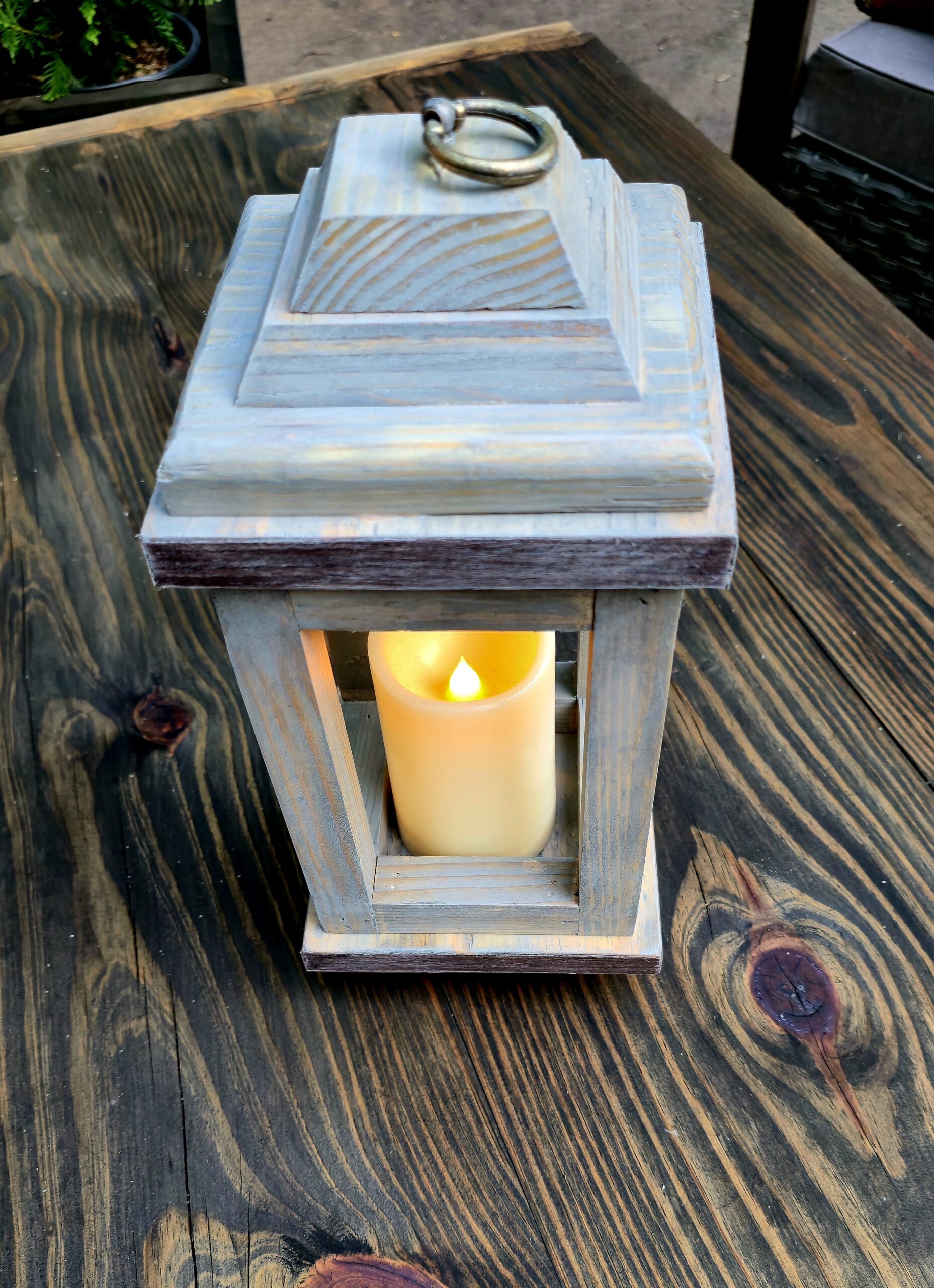 The Coastal Mist Lantern - Image 12